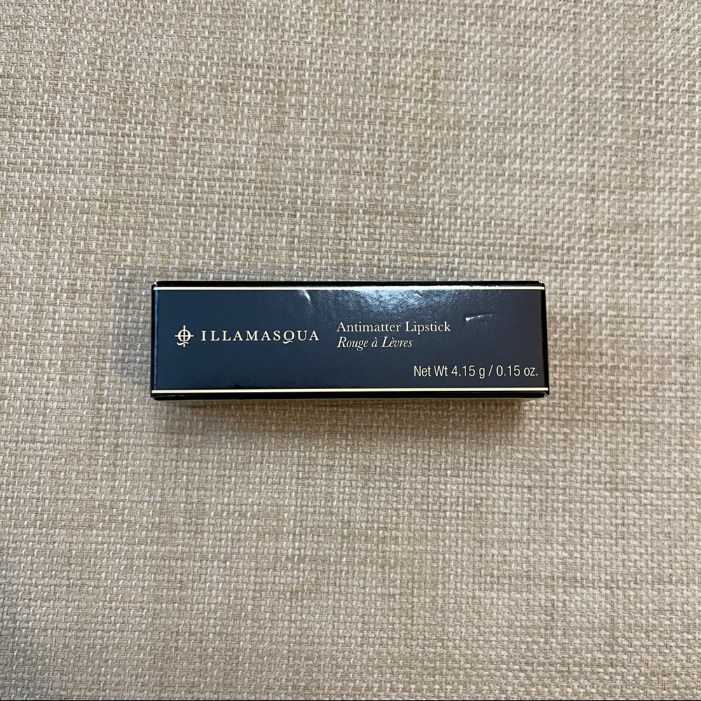 Illamasqua Antimatter Lipstick in Midnight